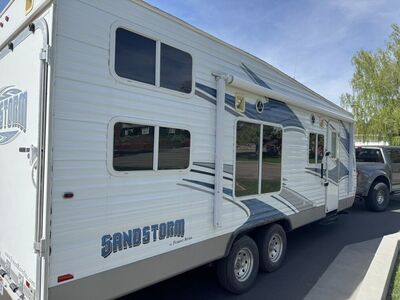 2012 Sandstorm T226SLR Toy Hauler