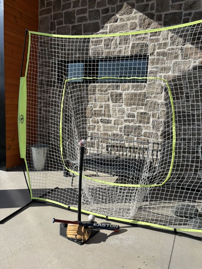 Batting Net, Bat & Mitt