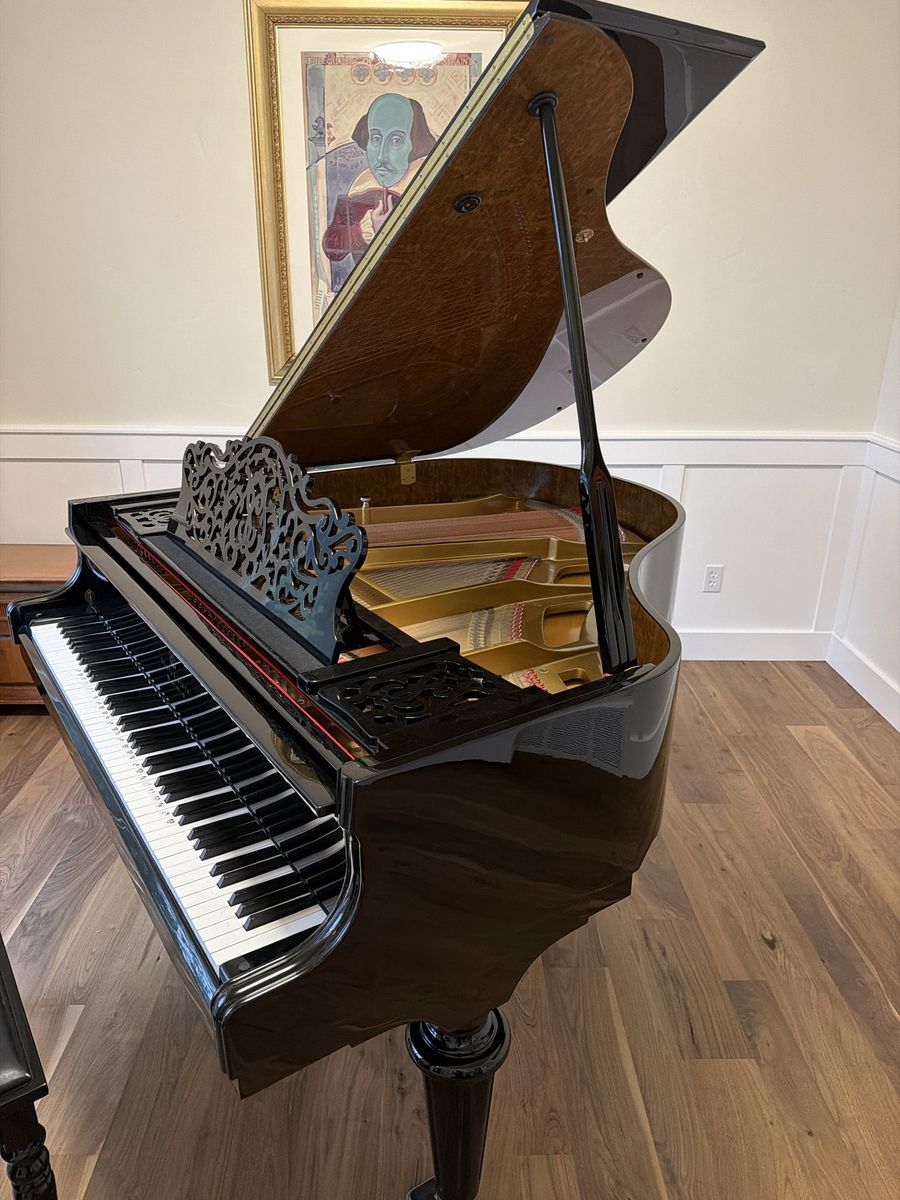 Baby Grand Piano - Story & Clark