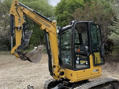 26/30 Class, 3 Ton Mini Excavator for Rent. Cat 302.7 With Expandable Tracks