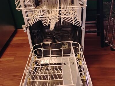 Dishwasher, freestanding, 2nd hand