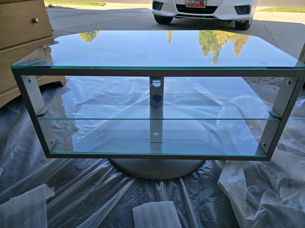 Glass Swivel Entertainment.