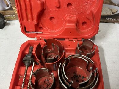 Milwaukee BIG HAWG Carbide Hole Saw Kit