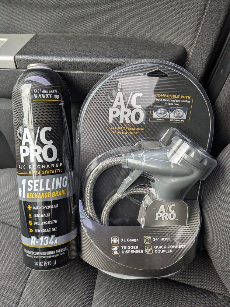 AC recharge bottle and gauge