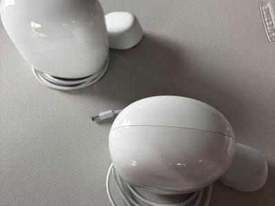 Google Nest Wifi pro (2) G6ZVC