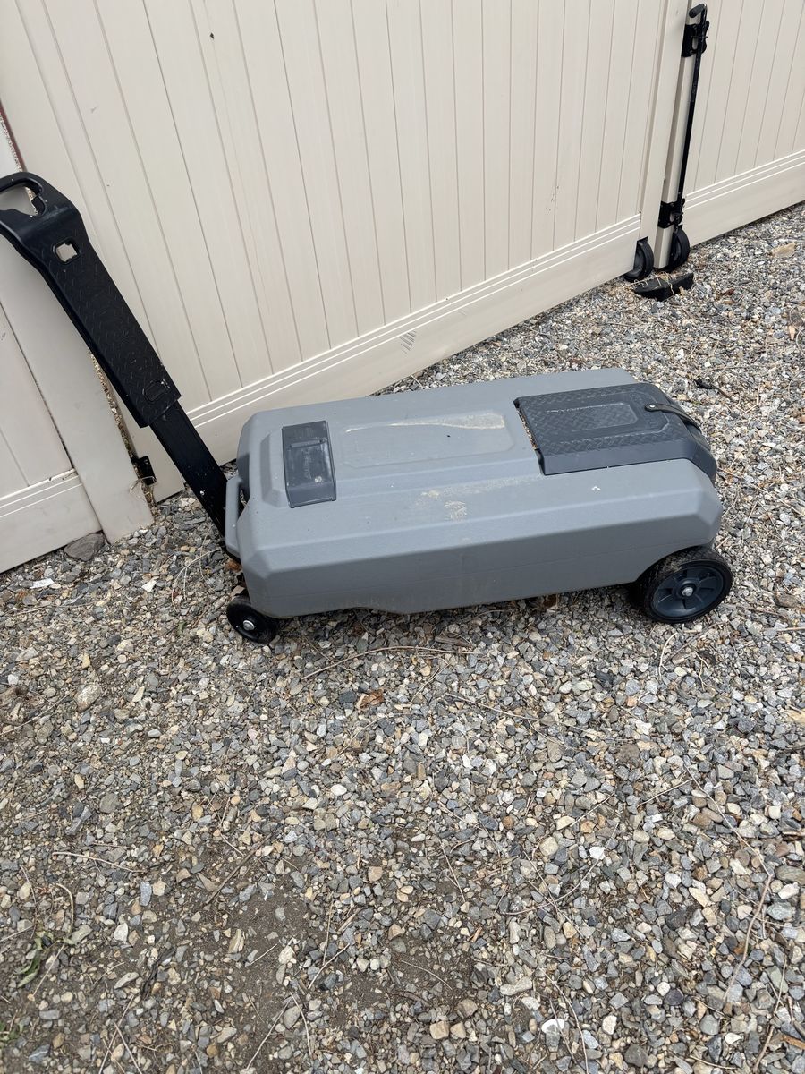 SmartTote2 27 gallon gray waste carrier