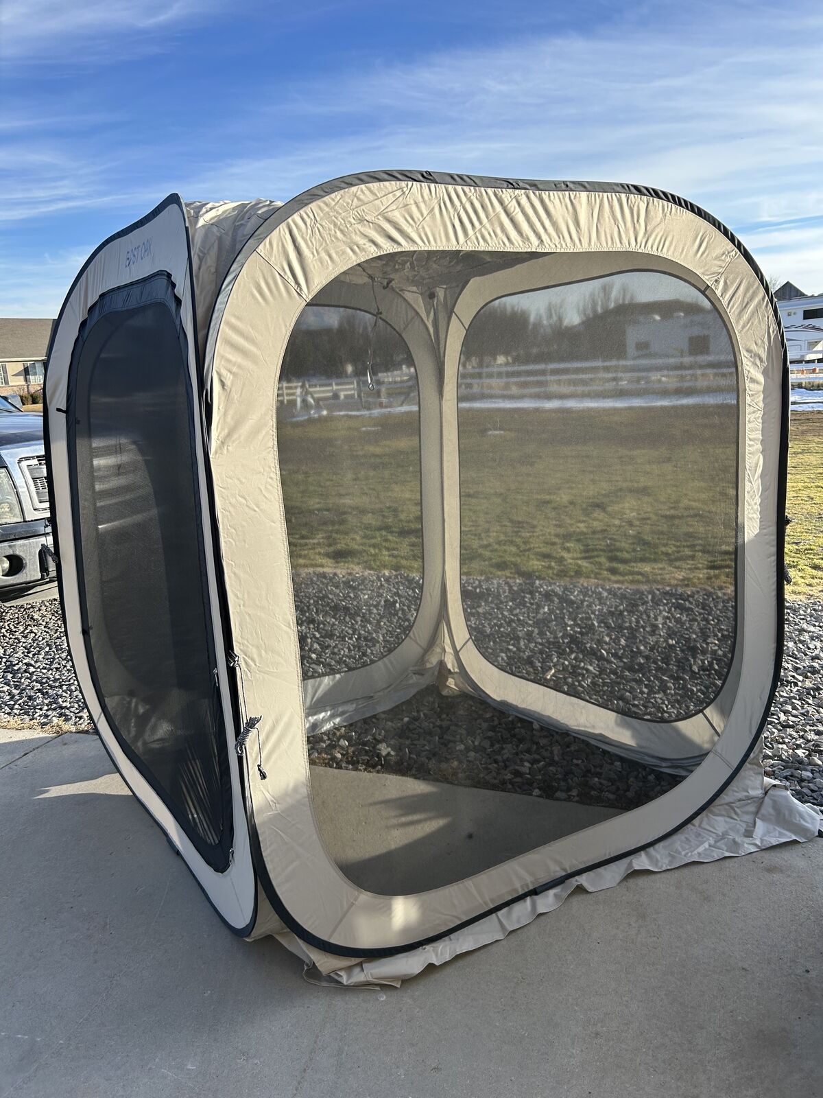 East Oak Screen House 6x6