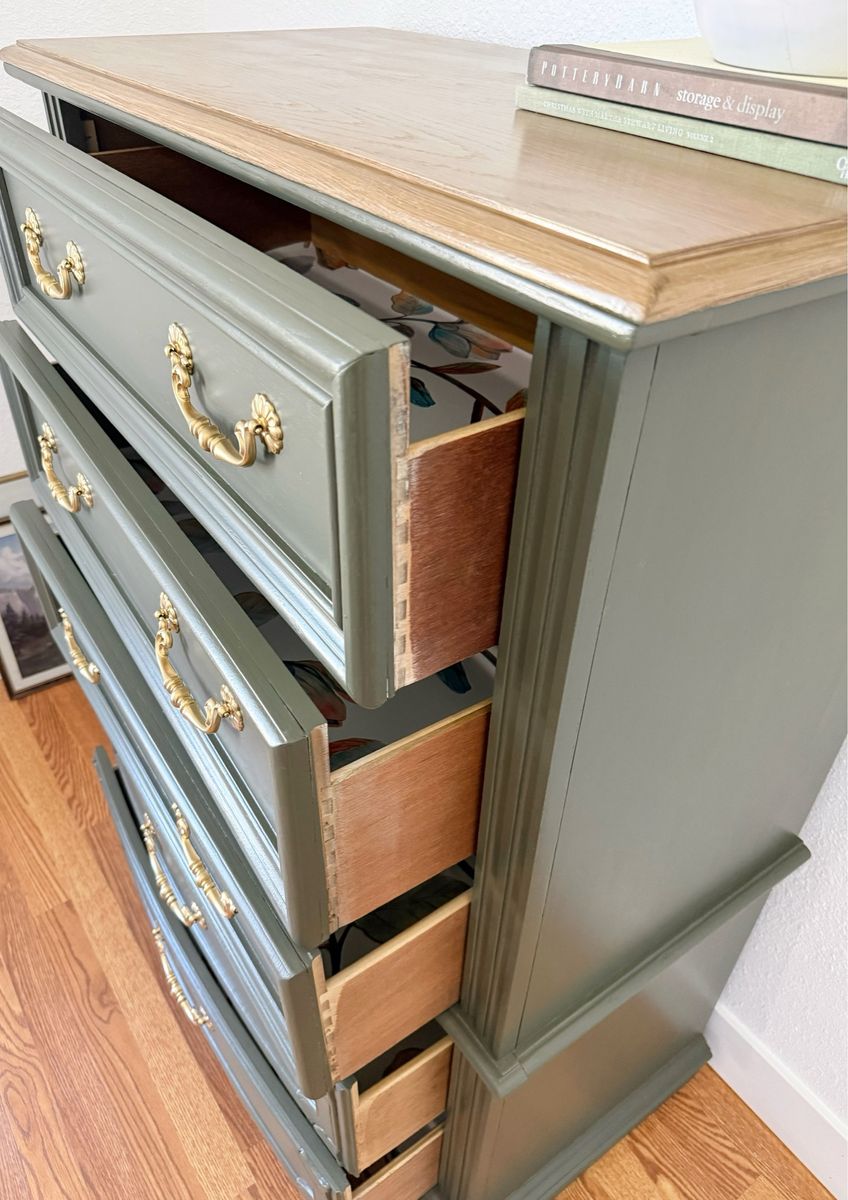 Main image 3
