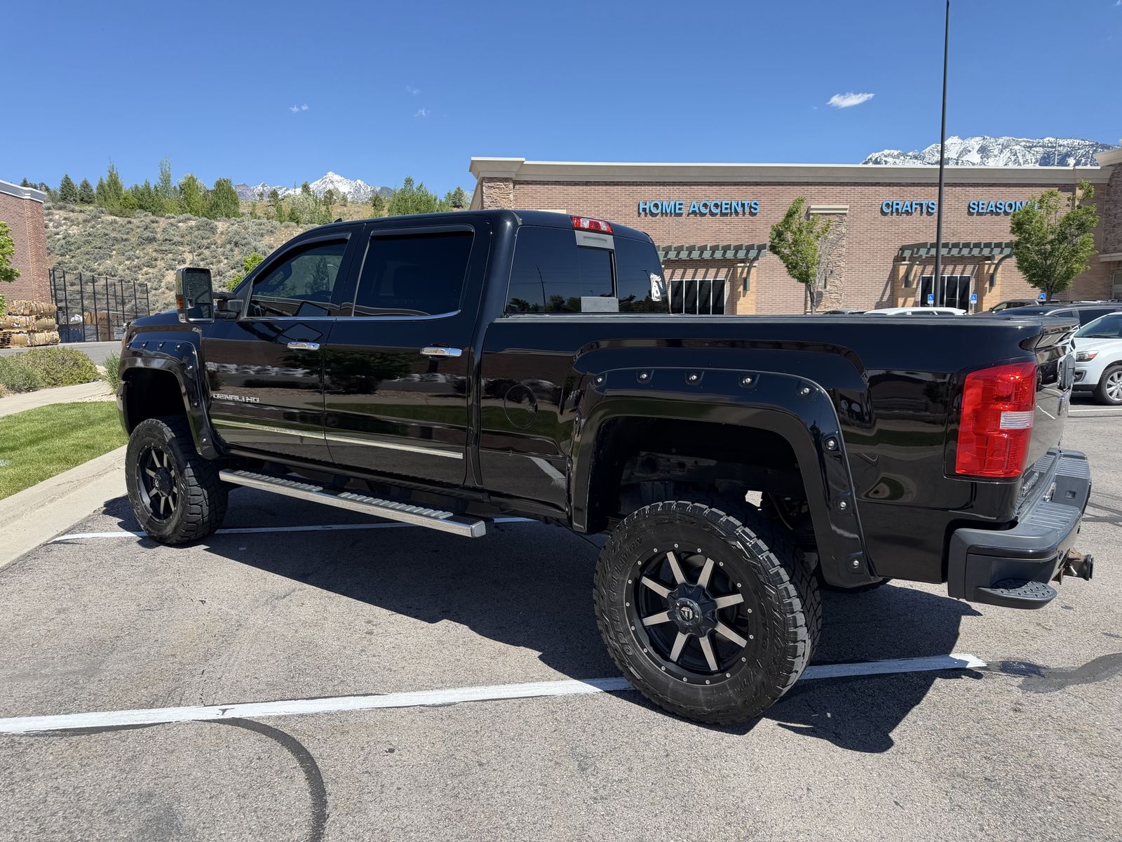 GMC Sierra Denali HD Crew Cab 4WD Truck - Black, Lifted, Fuel Wheels