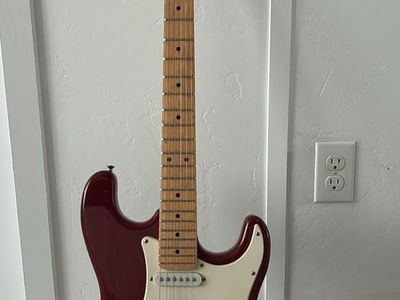 California Electric Guitar Red Stratocaster Style Maple Neck
