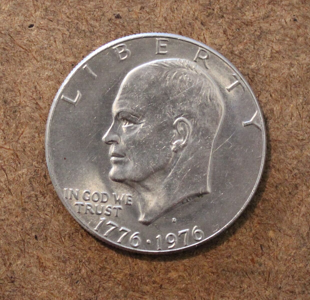 Eisenhower Bicentennial Dollar - Variety 1
