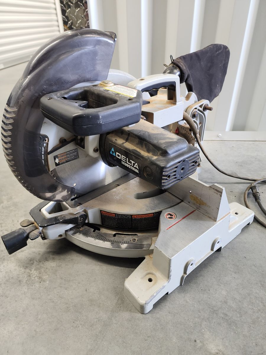 12 Inch Miter Saw