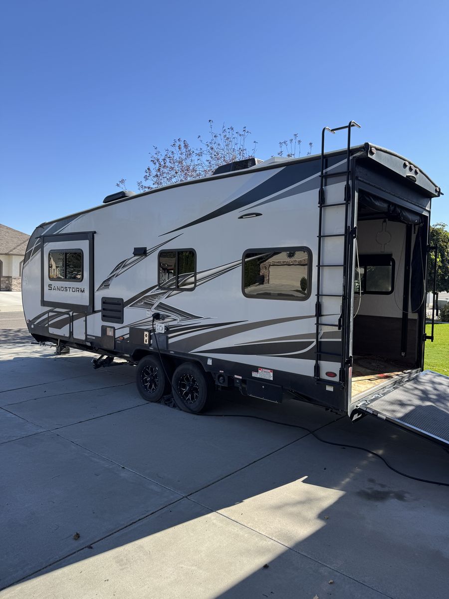 2022 Toy Hauler Trailer