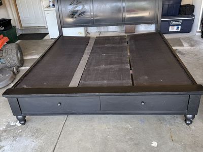 King size sleigh bed