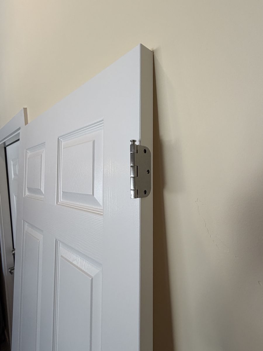 Main image 3