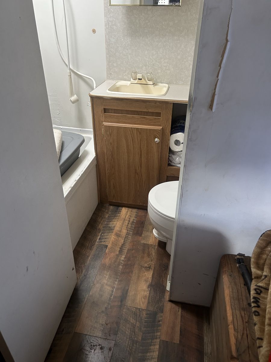 Main image 8