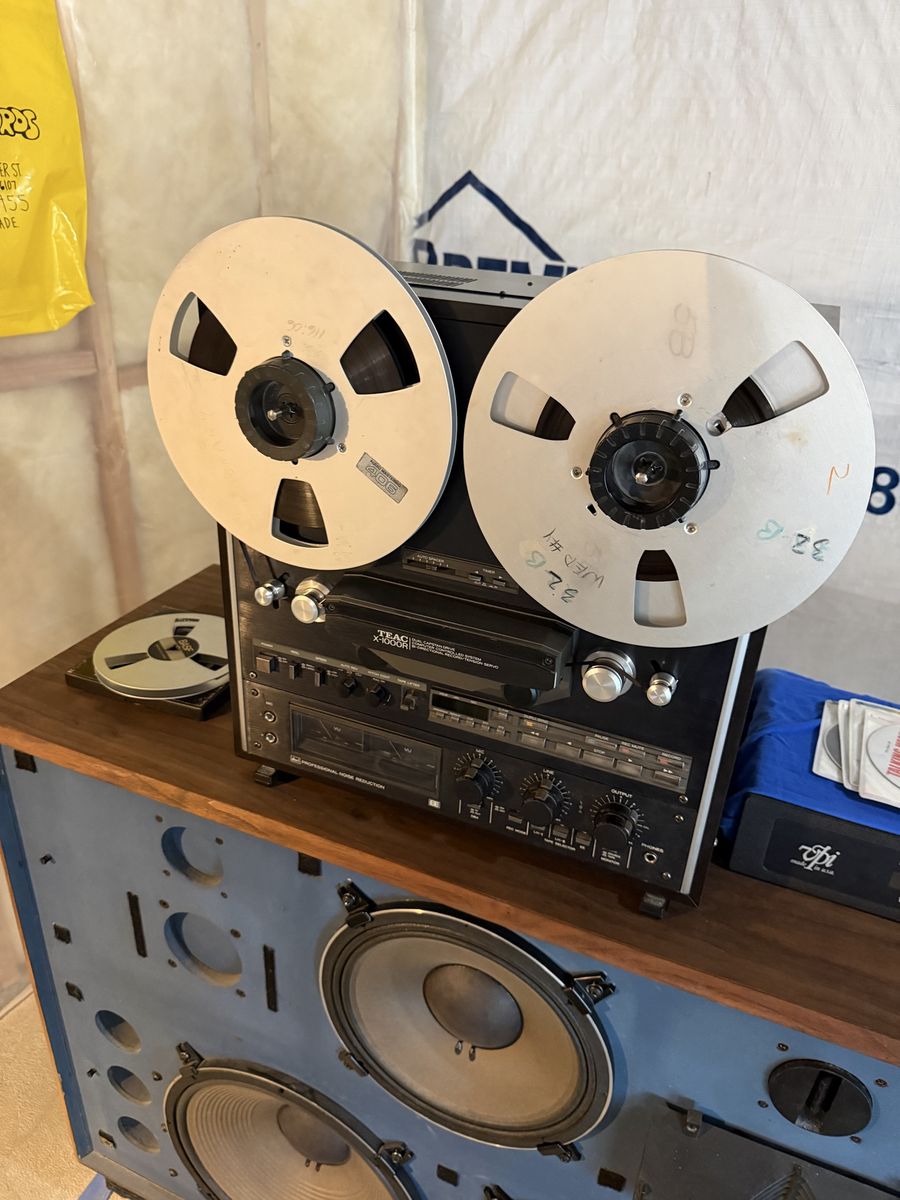 Teac X1000R reel to reel player