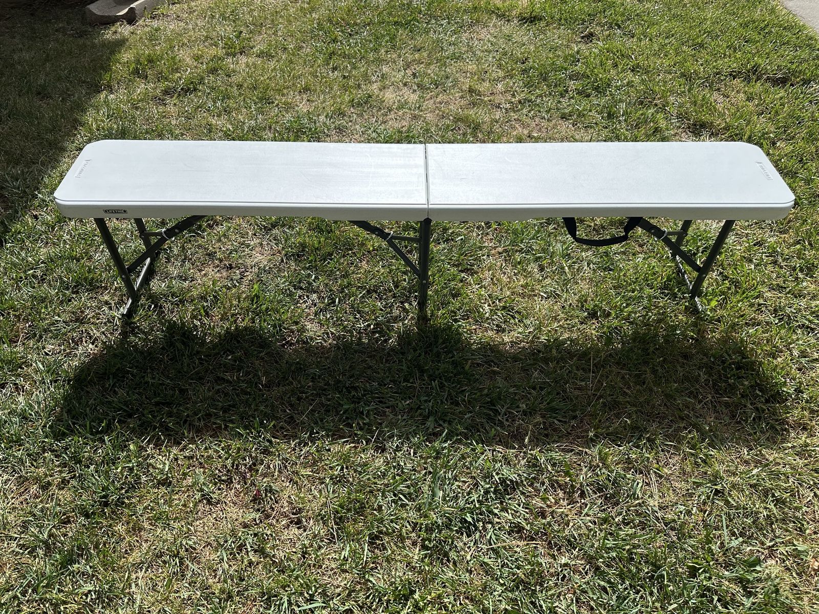 LIFETIME 6-FOOT FOLD-IN-HALF BENCH (LIGHT COMMERCIAL)