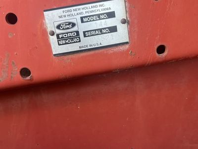 New Holland 144 Hay Inverter