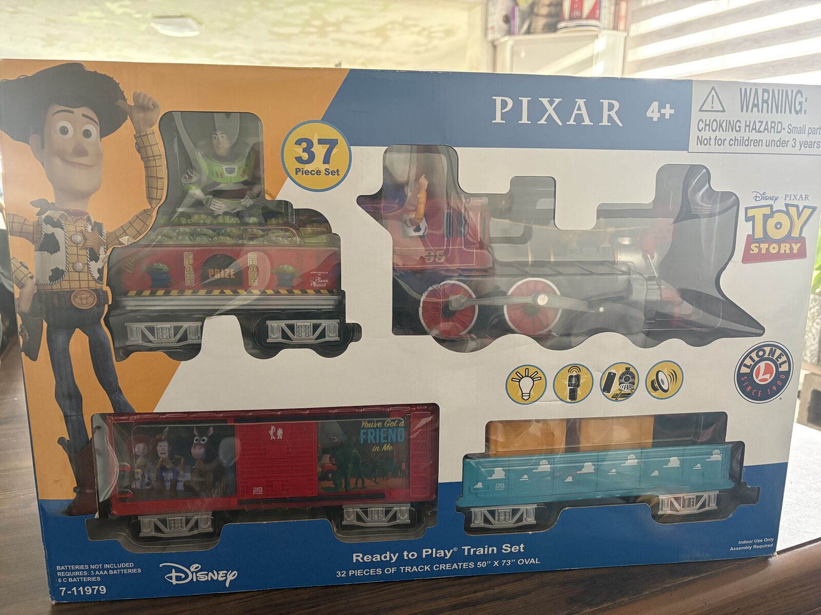 37 Piece Lionel Toy Story R/c Train Set