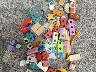 Melissa & Doug Wooden Building Block Set - Assorted Shapes, Colors, & Sizes