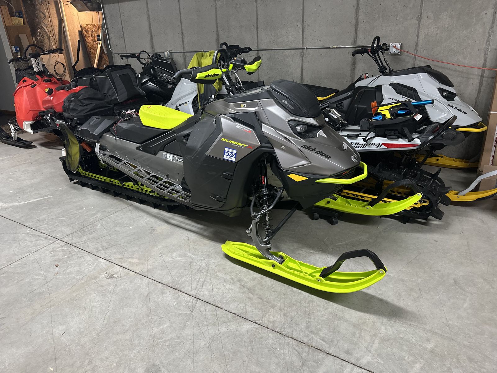 2023 Ski Doo Summit X Expert 850 Turbo R