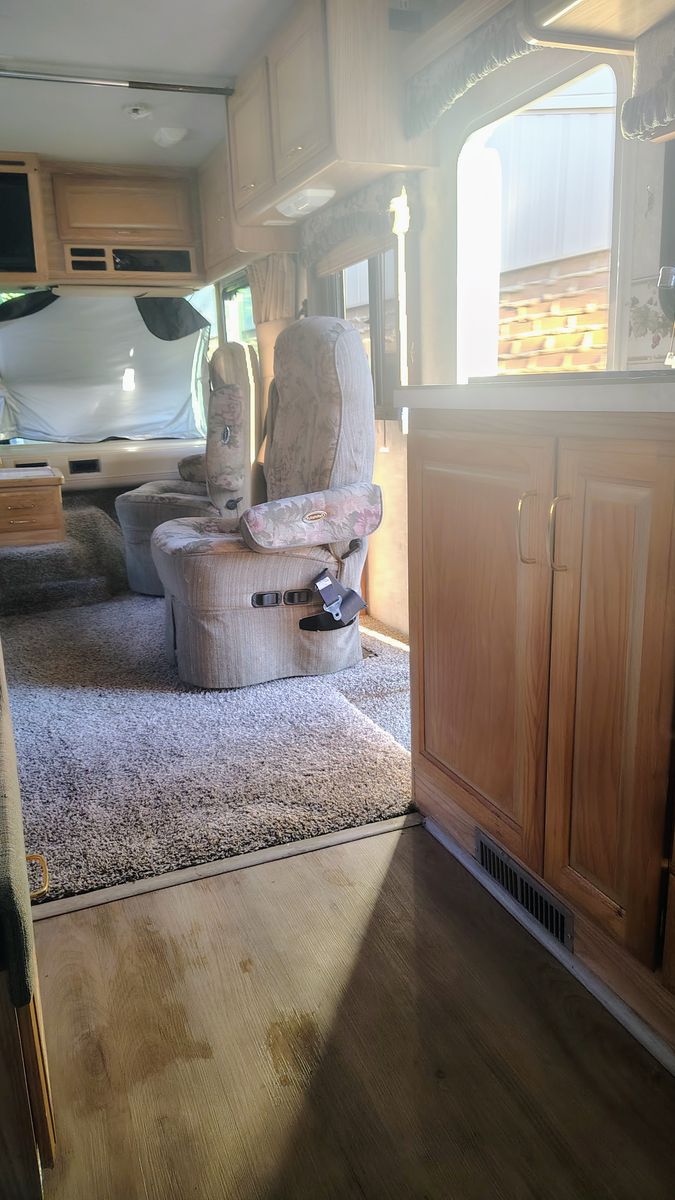 Windward Bounder motor home