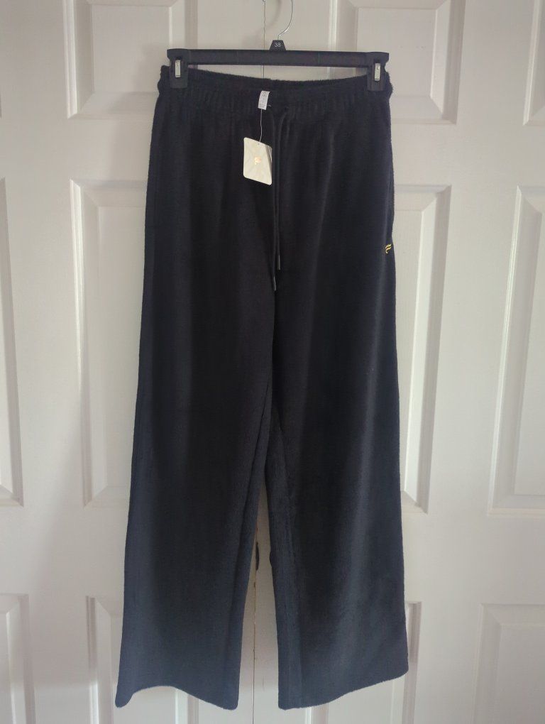 New Fabletics Cozy Cord High-Waisted Wide Leg Pants - Black, Size S