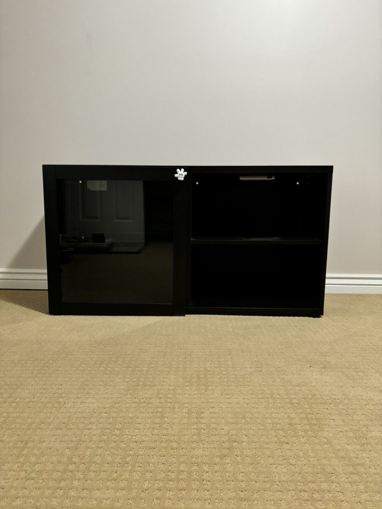 TV STAND / CABINET