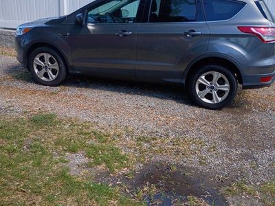 grey Ford escape 2014