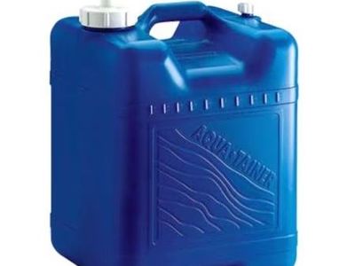 Reliance Aqua-Tainer 7 Gallon Rigid Water Container with Spigot