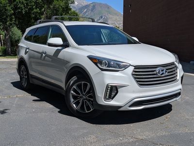 2017 Hyundai Santa Fe SE