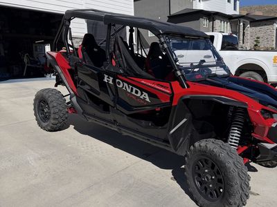 2023 Honda Talon 4 Live Valve