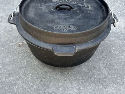 Cabela’s cast iron Dutch oven