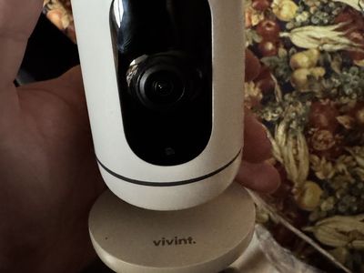 Vivint Smart Home Security Camera System - 4 Cameras & Hub (Vivint Smart Hub)