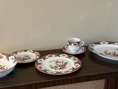 Fine Kyoto China Floral Pattern