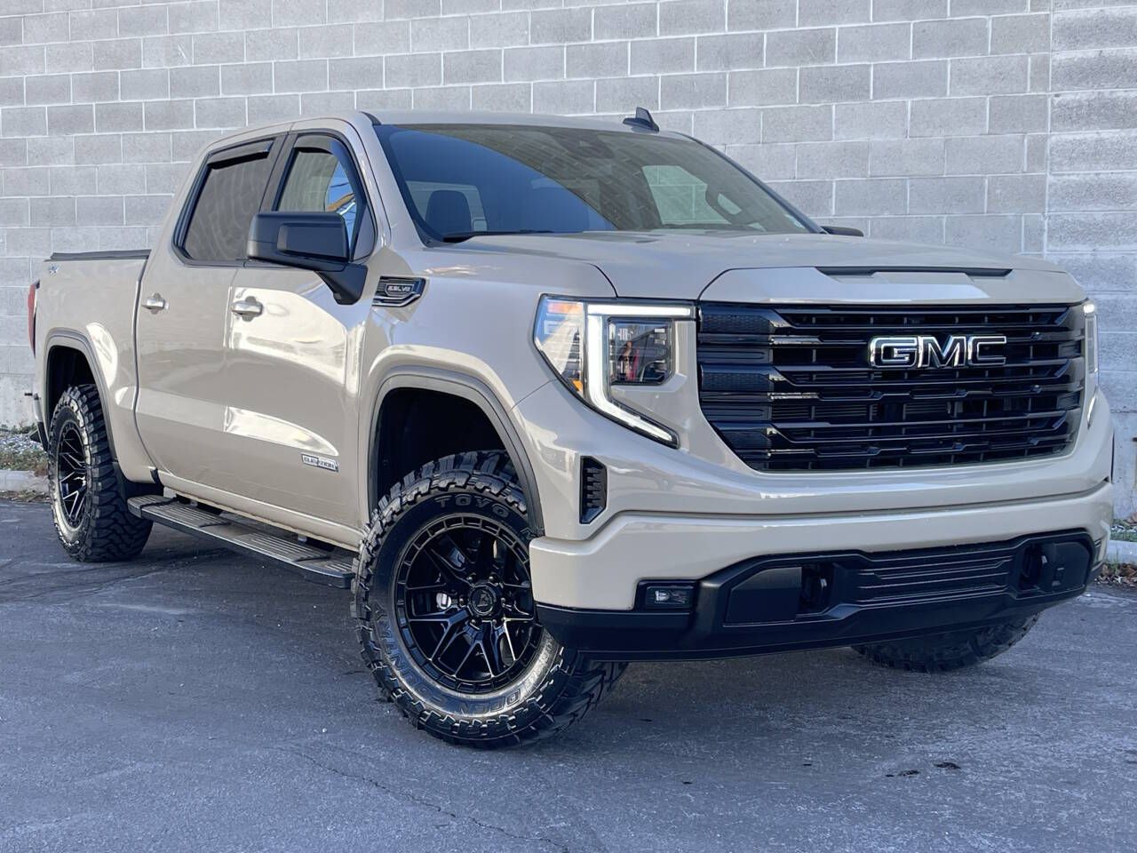 2023 GMC 1500 Elevation