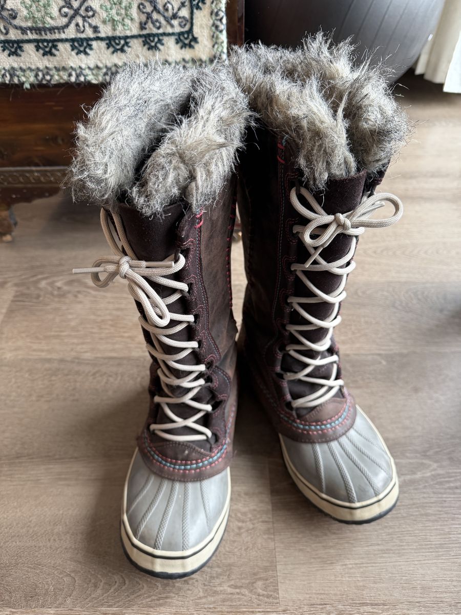 Sorel Women's Winter Snow Boots Caribou Faux Fur Lined Lace-up Brown/Gray