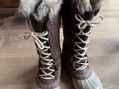 Sorel Women's Winter Snow Boots Caribou Faux Fur Lined Lace-up Brown/Gray