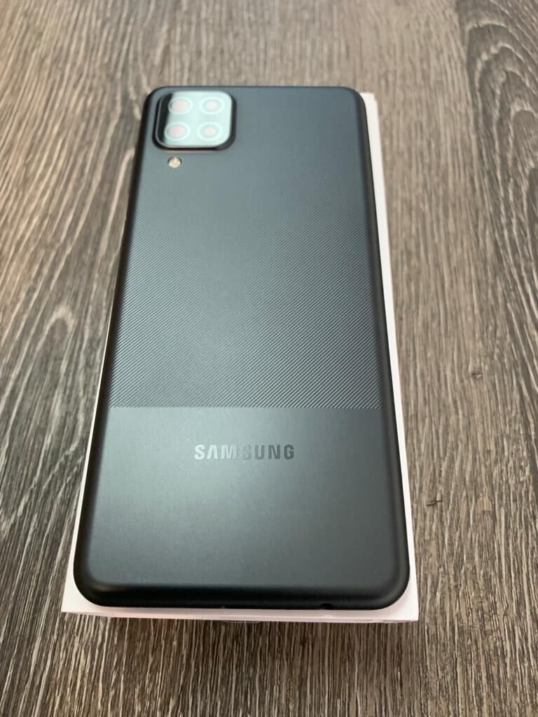 Samsung Galaxy A12 - 32gb - Unlocked