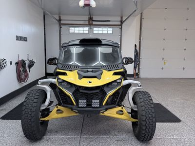 2024 CanAm Maverick R XRS with smart shox