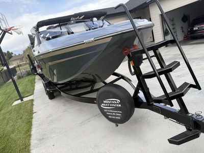 Tige 2020 23ZX Wakeboard Boat - Excellent Condition, Trailer Included.