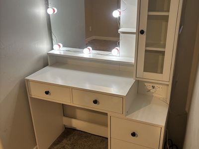 White Makeup Vanity with Lighted Mirror, Charging Station & Storage Drawers