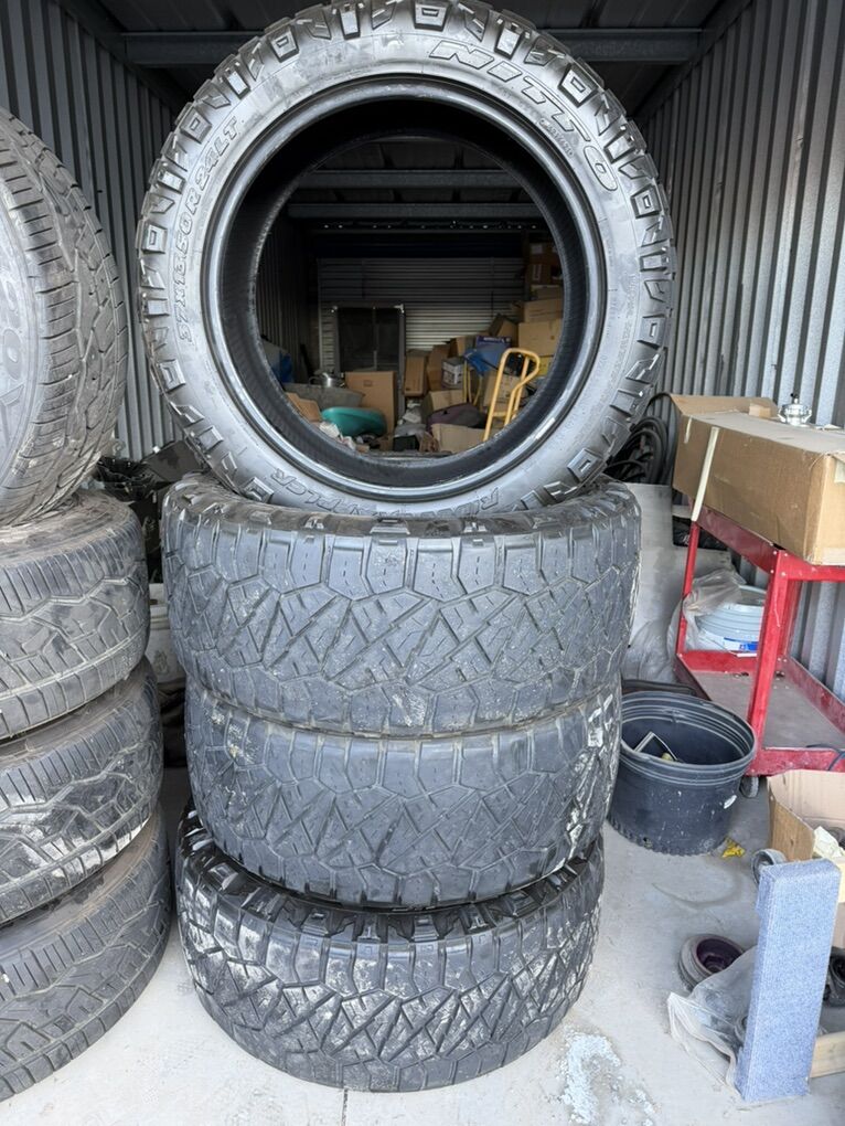 Nitto Ridge Grappler 37x13.50R24