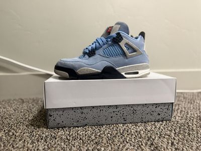 Jordan 4 Retro University Blue Size-9.5