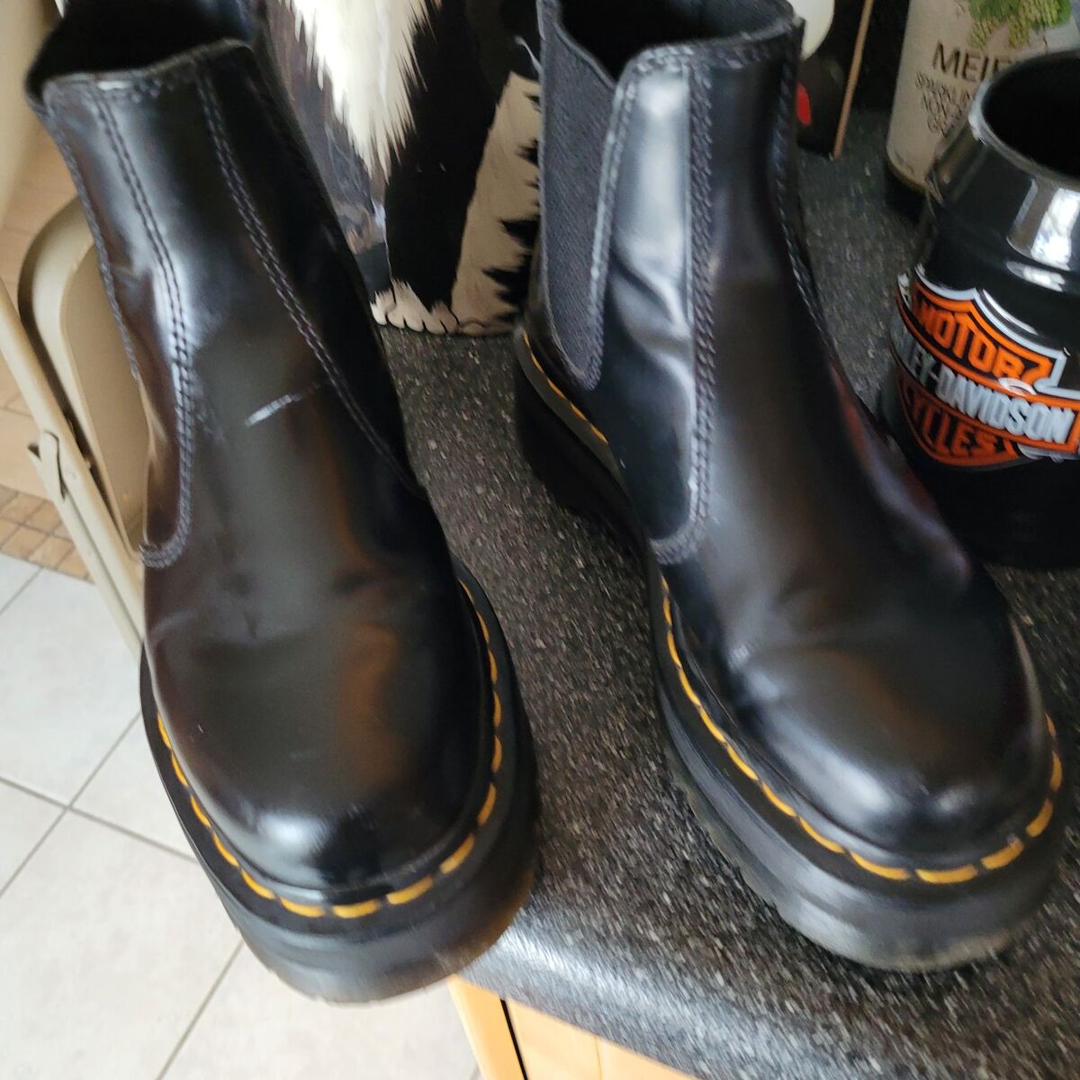 Doc Martin Boots sz6 L sz 7 M