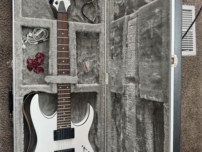 Ibanez Electric Guitar w/ Case and Amp