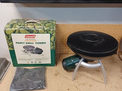 Coleman party grill combo