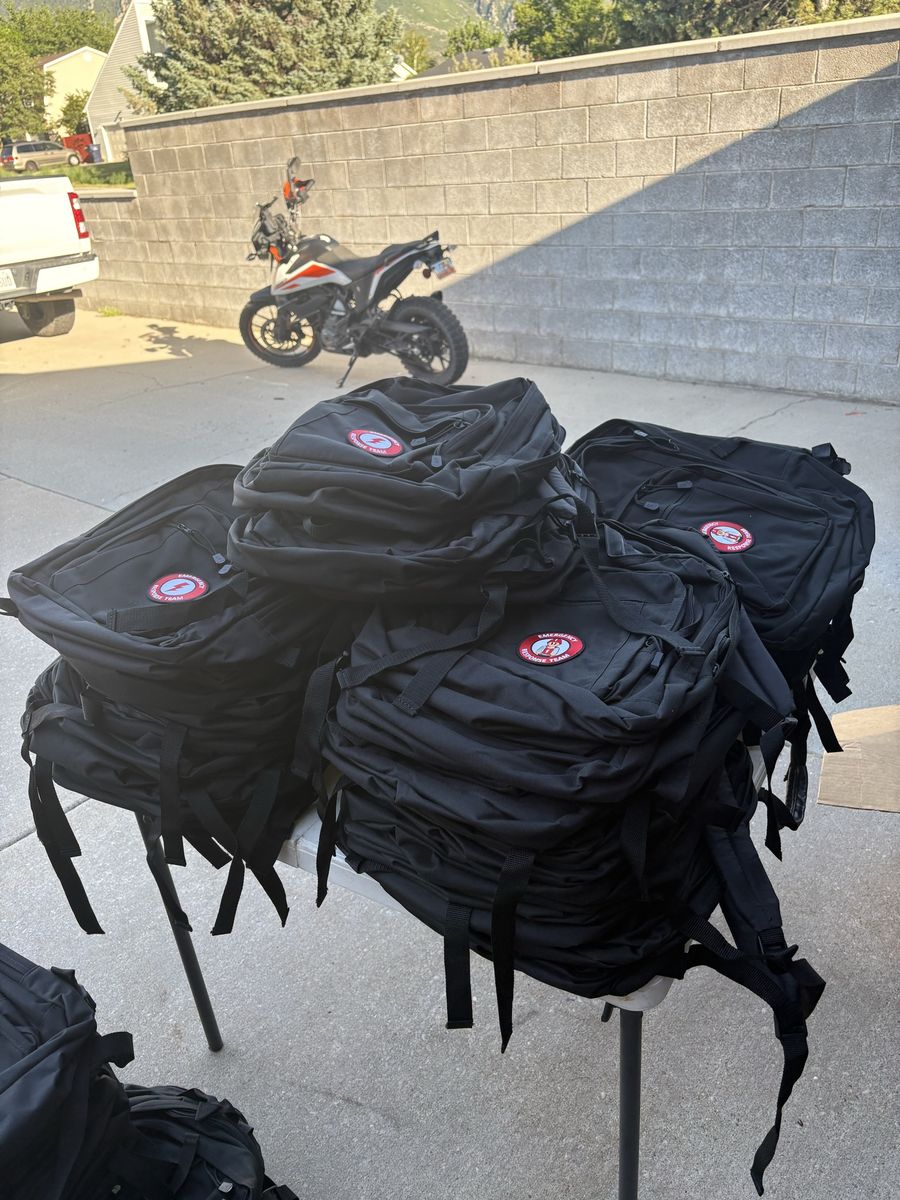 72 hour bags or bug out backpacks heavy duty and new