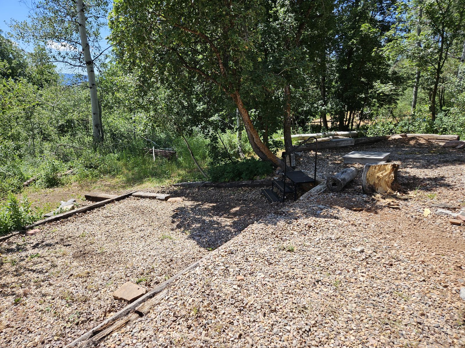 Main image 3